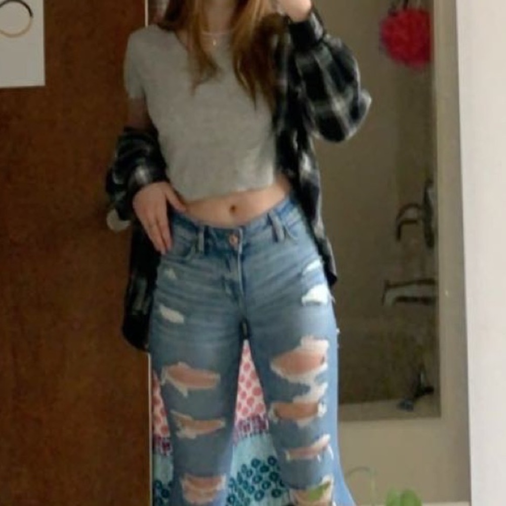 american eagle ripped jeggings!